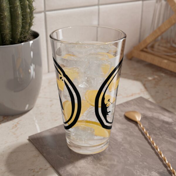 Flip 'n Sip Dual-Purpose Mixing Glass - Image 6